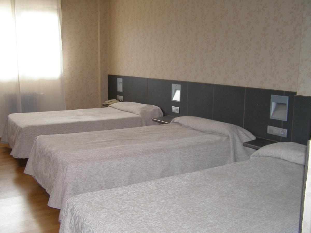 Hotel Area Serrano Buniel エクステリア 写真