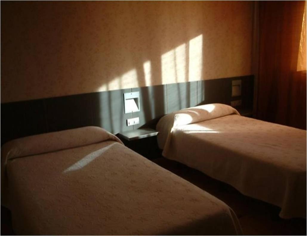 Hotel Area Serrano Buniel エクステリア 写真