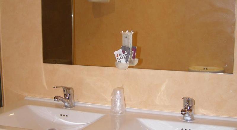 Hotel Area Serrano Buniel エクステリア 写真